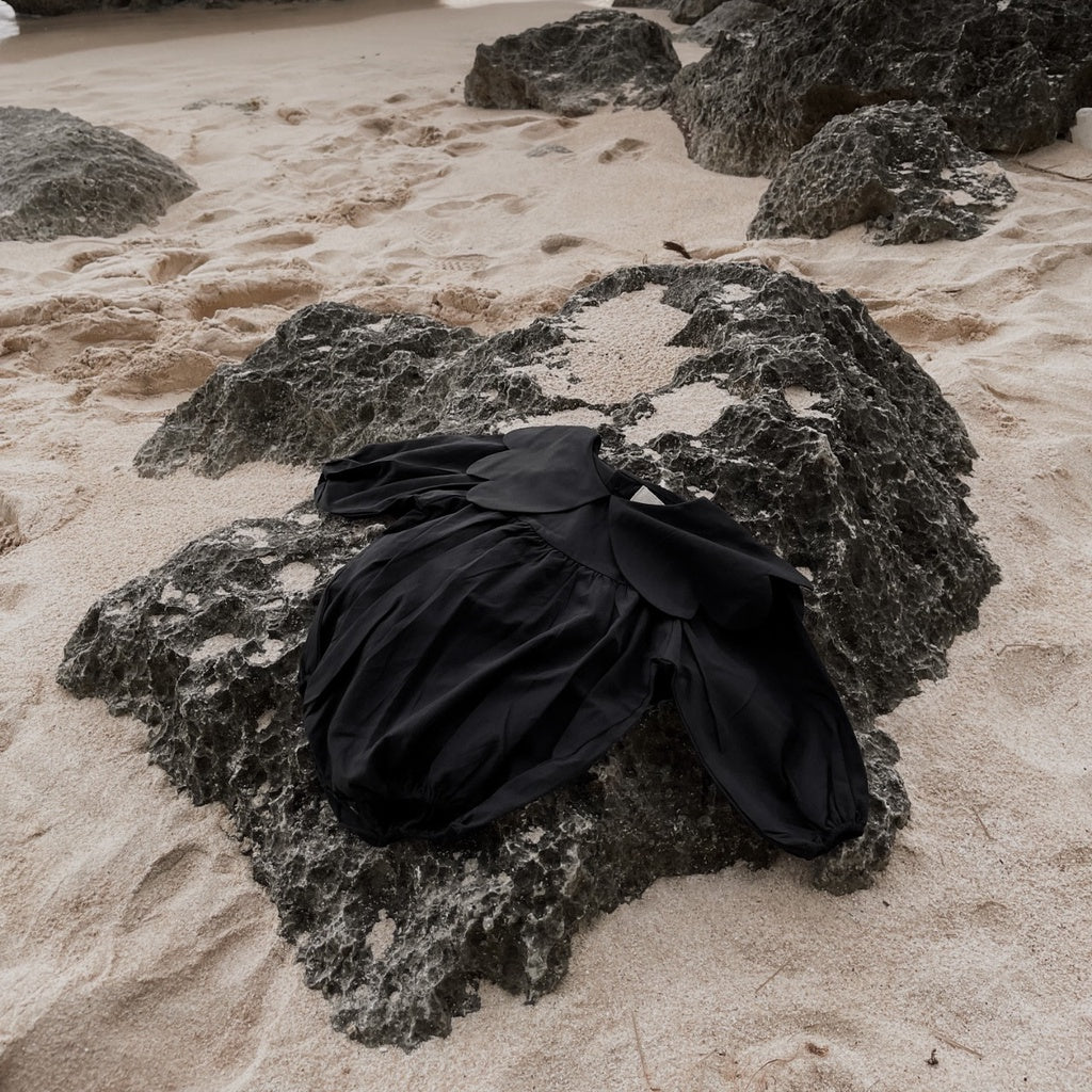 CERISIER SCALLOP ROMPER