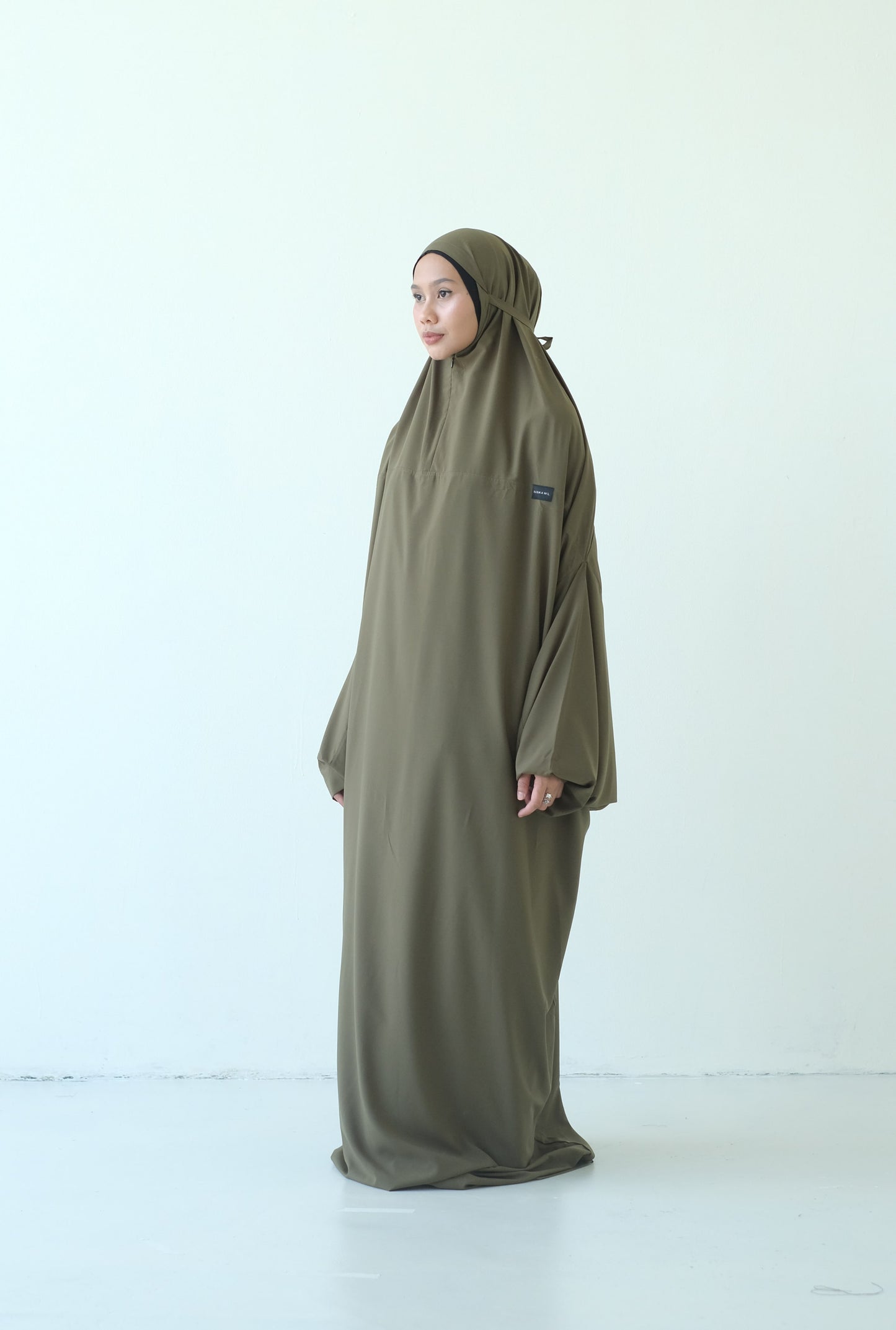 RASHAWL PRAYER DRESS WITH ZIPPER