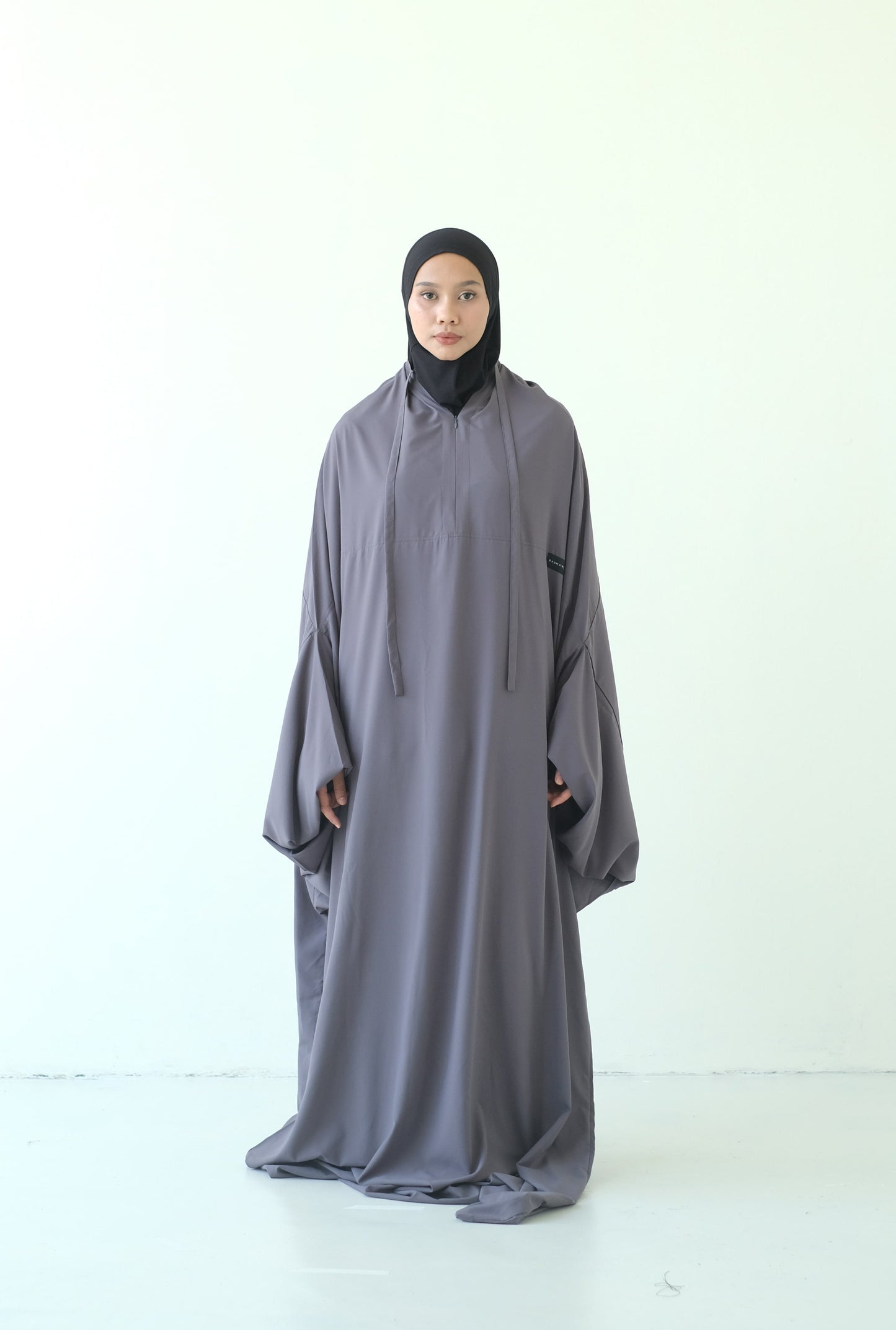 RASHAWL PRAYER DRESS WITH ZIPPER