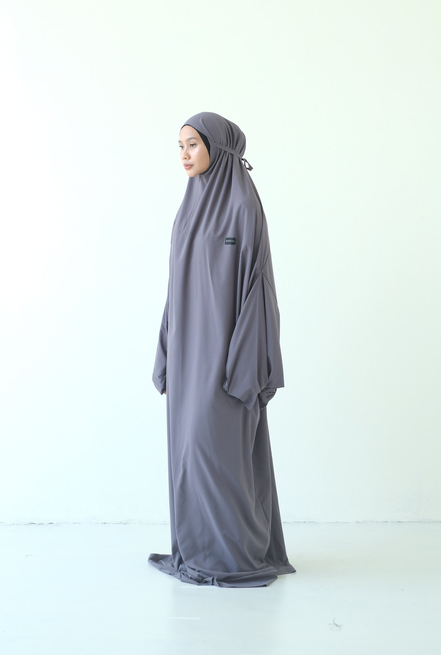 RASHAWL PRAYER DRESS WITH ZIPPER