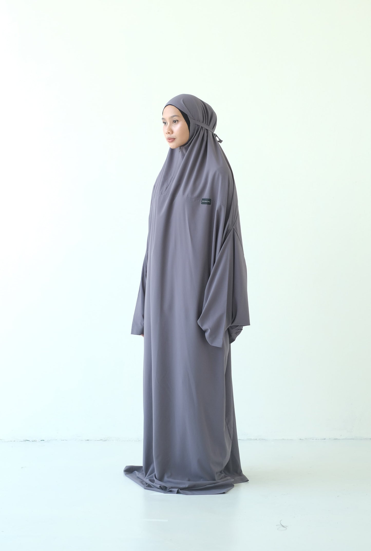 RASHAWL PRAYER DRESS WITH ZIPPER