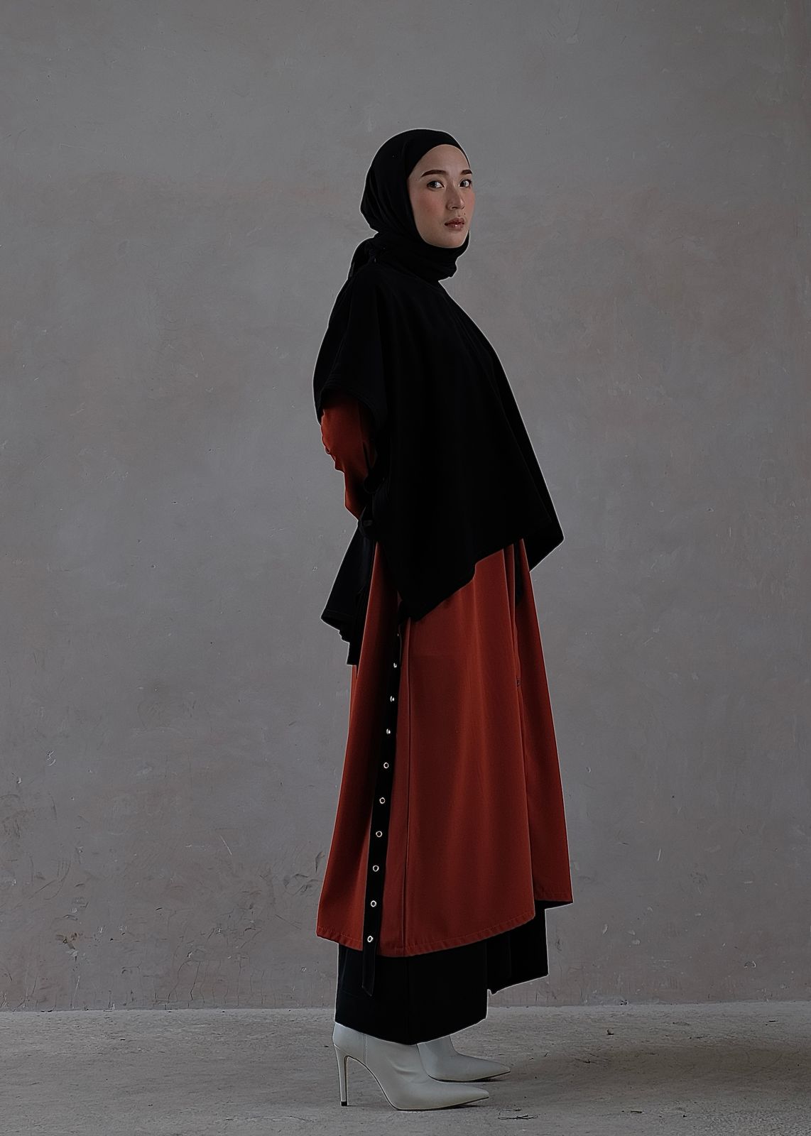 RASHAWL DIANTHA VEST