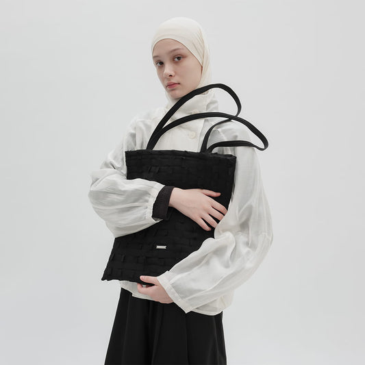 RASHAWL FORM TOTE