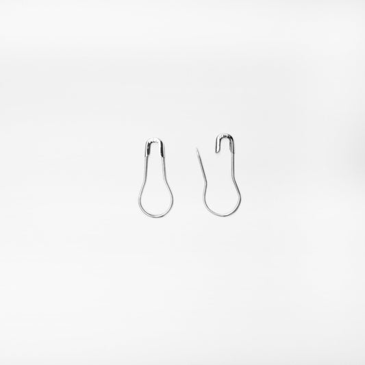 RASHAWL SILVER METAL SAFETY PIN