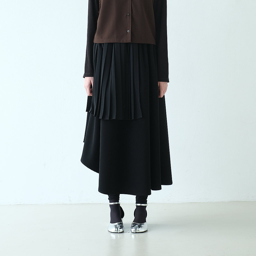 RASHAWL GION LAYERED PLEATED ASSYMETRIC SKIRT