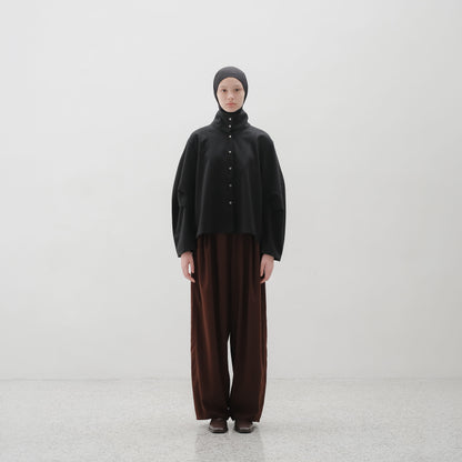 RASHAWL NOIR HIGH NECK STRUCTURED SHIRT