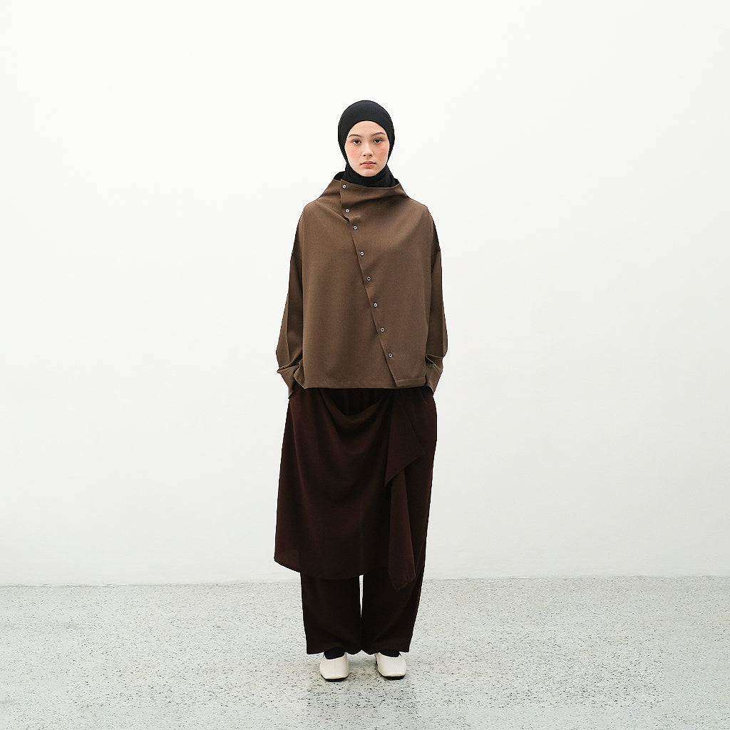 RASHAWL TORII HIGH NECK SILVER BUTTON