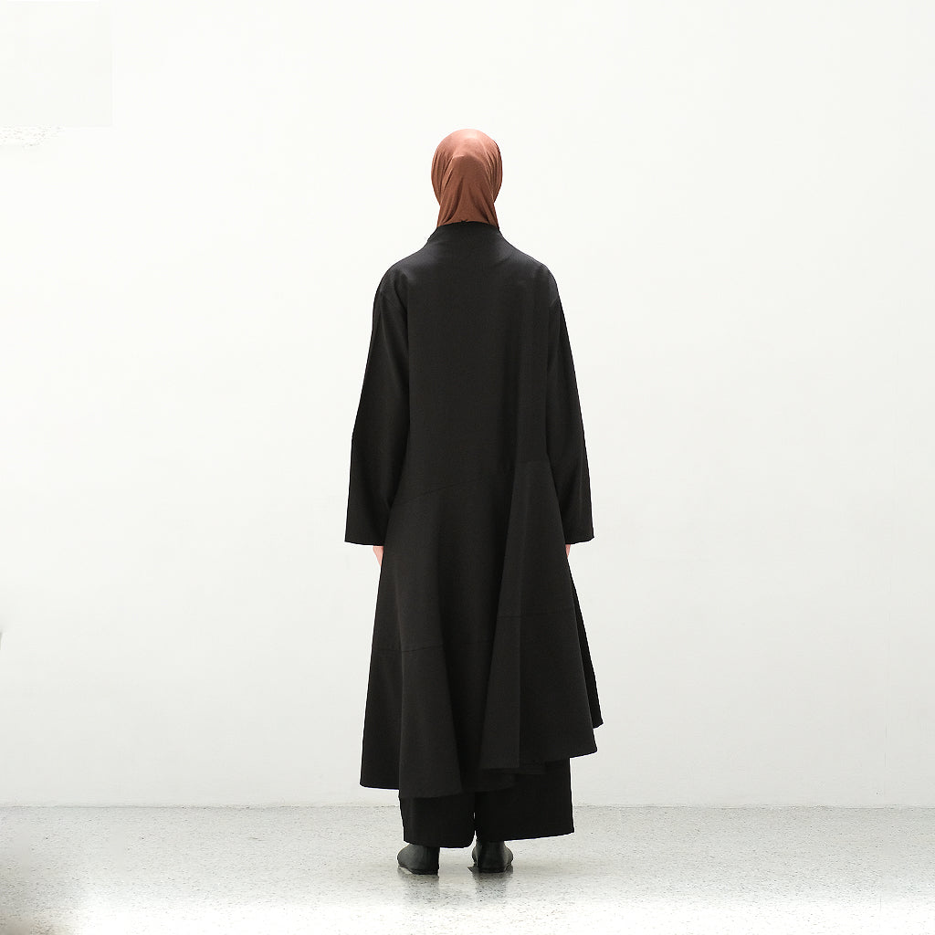 RASHAWL TERABE ASSYMETRIC BARREL SLEEVE DRESS