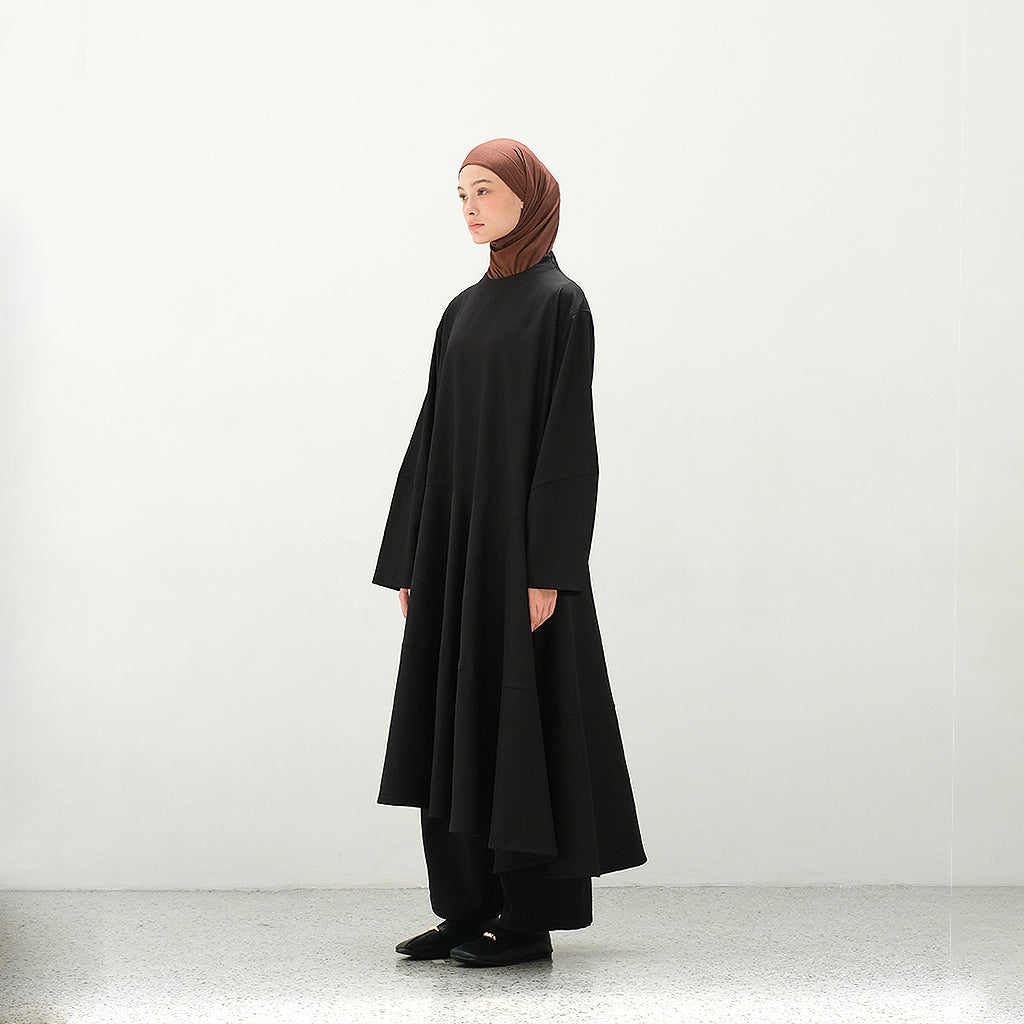 RASHAWL TERABE ASSYMETRIC BARREL SLEEVE DRESS