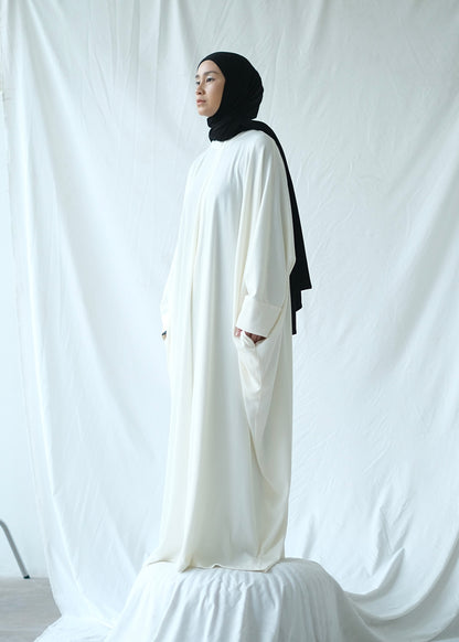 RASHAWL BUNDLING 2 (KHARJ LOOSE ABAYA BW DAN EASSI INSTANT FRENCH KHIMAR COFFEE)