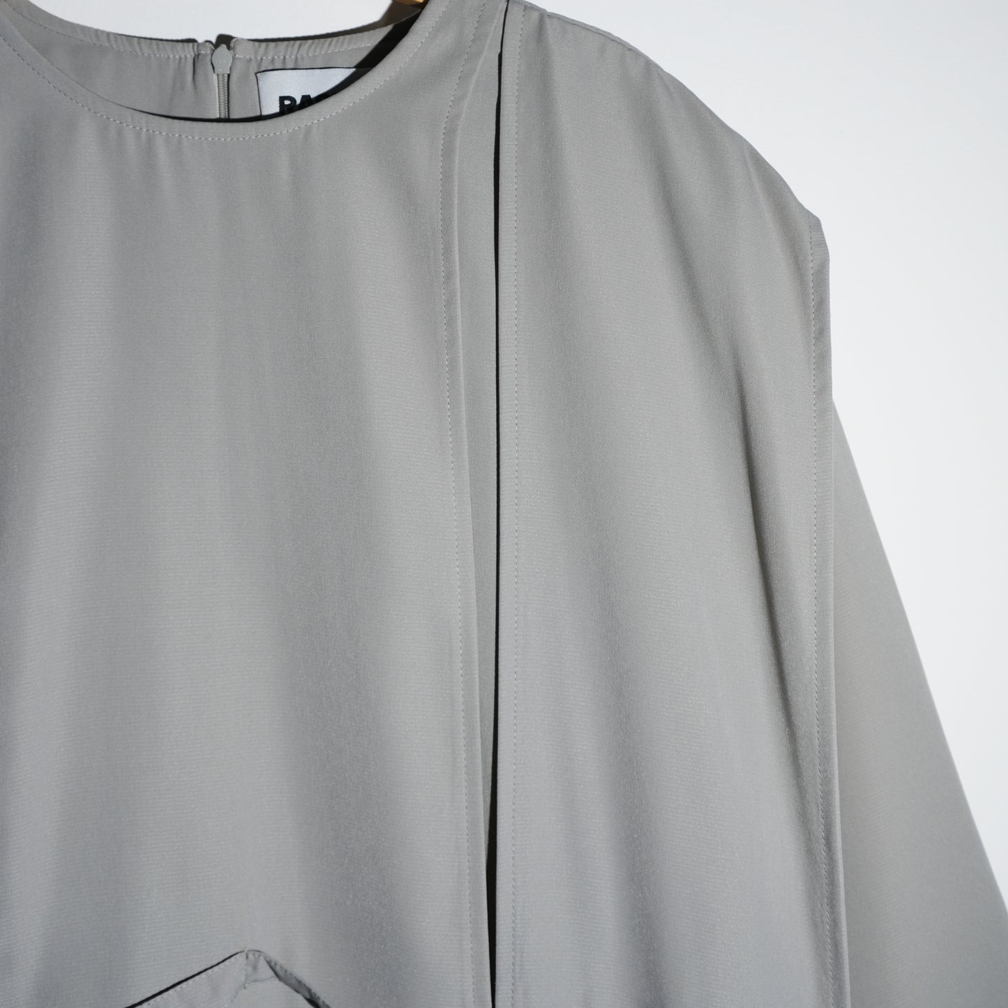 RASHAWL KARASUMA LAYERED TOP