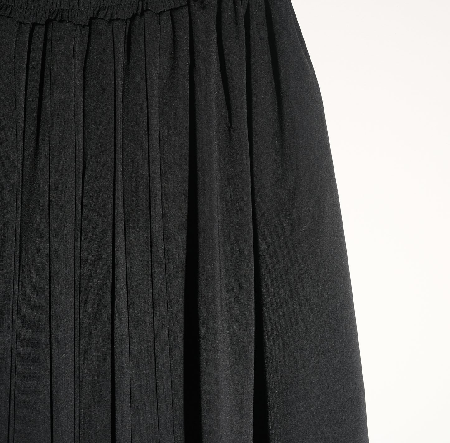 RASHAWL GOJODORI LAYERED PLEATED ASSYMETRIC SKIRT
