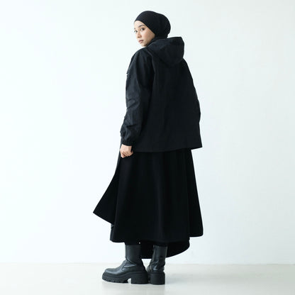 RASHAWL BUNDLING 1 ( PARACHUTE PARKA DAN EASSI INSTANT HIJAB COCONUT)