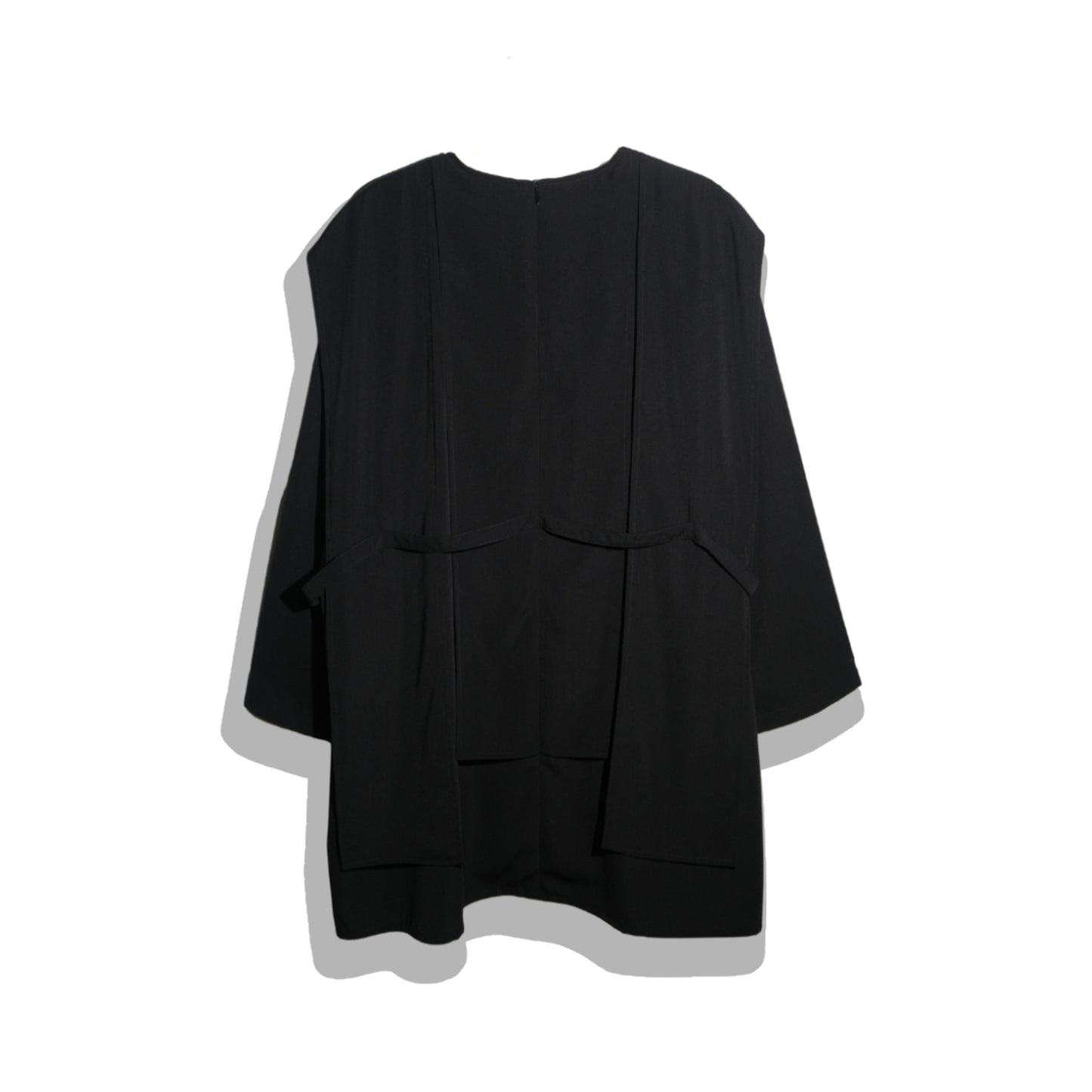 RASHAWL KARASUMA LAYERED TOP