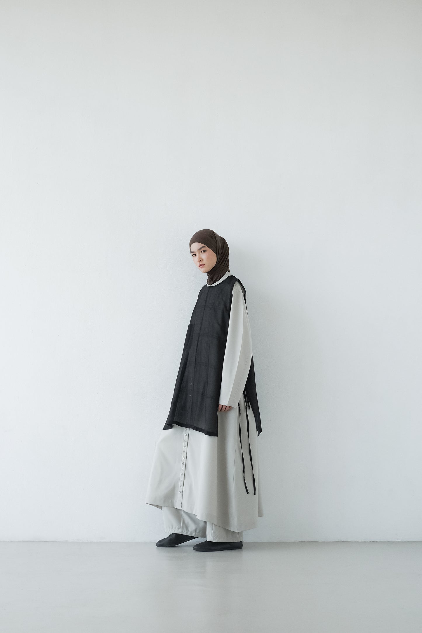 PRE ORDER RASHAWL MEDINA SHEER LAYERED VEST