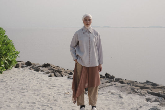 DAYCLOTH SKY SCALLOP SHIRT