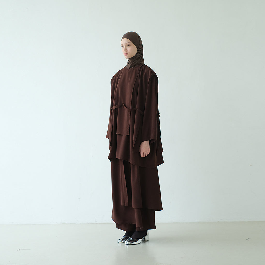 RASHAWL KARASUMA LAYERED TOP