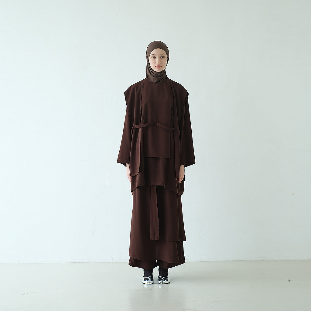 RASHAWL KARASUMA LAYERED TOP
