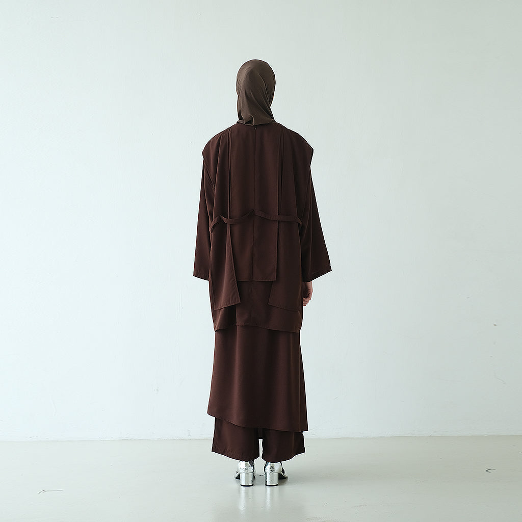 RASHAWL KARASUMA LAYERED TOP