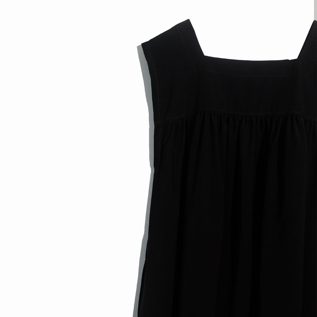RASHAWL BADEN APRON DRESS BLACK
