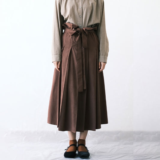 DAYCLOTH AKIRA PLEATED SKIRT DARK BROWN