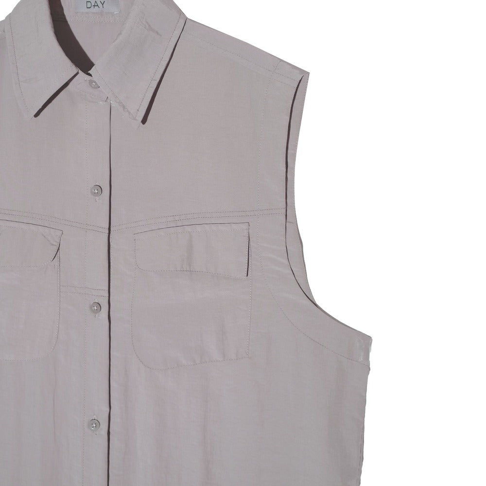 DAYCLOTH ISLAND SLEEVELESS JACKET GREY