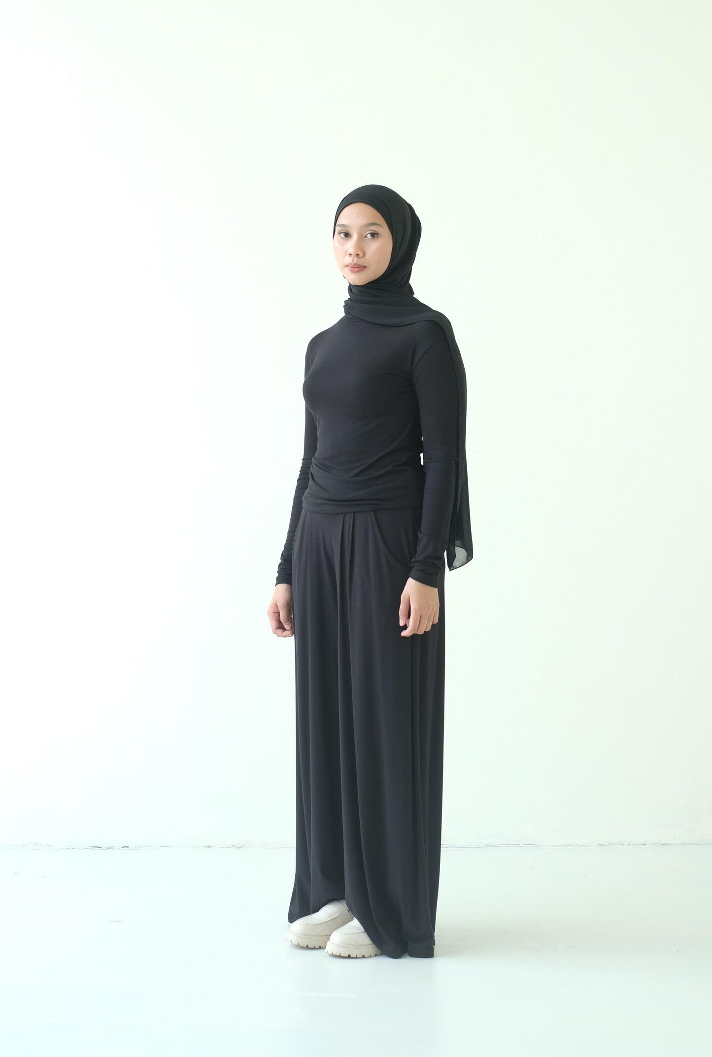 RASHAWL MANSET BROKEN WHITE
