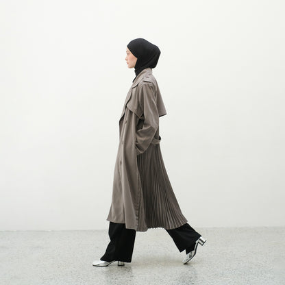 RASHAWL MATSUURA TRENCH COAT BACK PLEATS