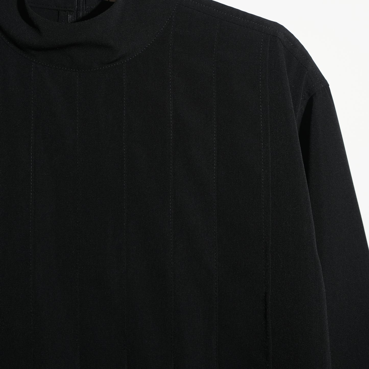 RASHAWL OIKE PLEATED LAYER TOP