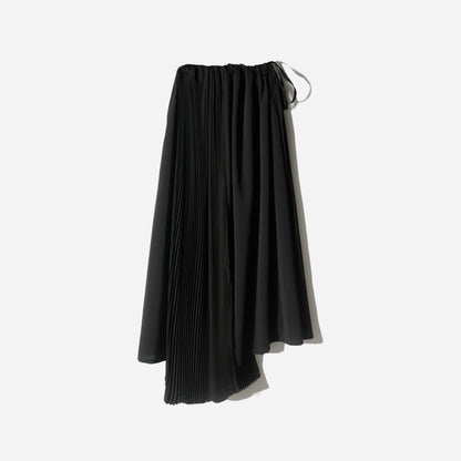 RASHAWL BUNDLING 5 (TALLINN SKIRT BLACK DAN MONOBE DADDY SHIRT WITH PLEATS BLACK)