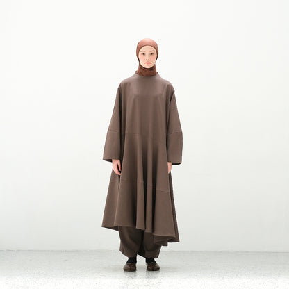 RASHAWL TERABE ASSYMETRIC BARREL SLEEVE DRESS